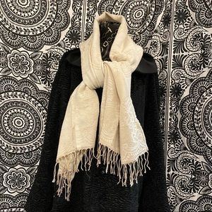 Super Soft Cream/Ivory Long Rectangular Fringed‎ Shawl Scarf
